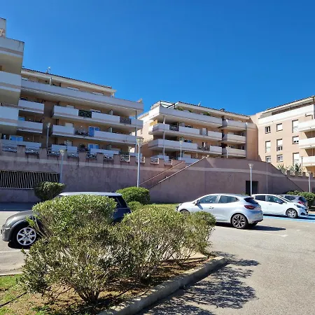 T1 Cosy Proche Toutes Commodités Ajaccio (Corsica)